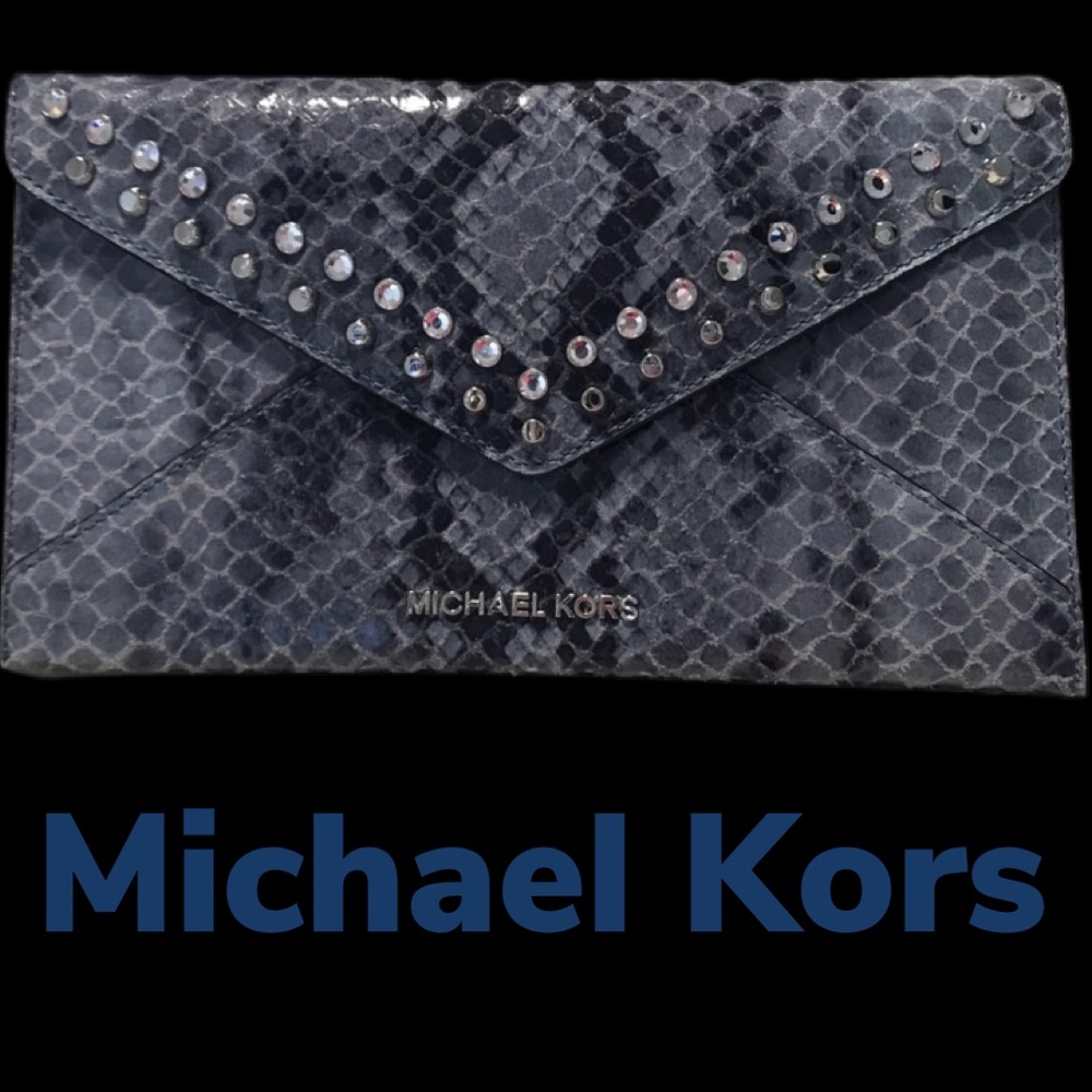 💎 Michael Kors Snakeskin Envelope Clutch